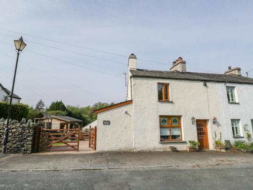 Bens Row Cottage - main image