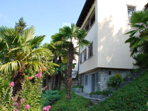  Holiday Home Nido di Rondine-1 by Interhome, Pension in Viganello