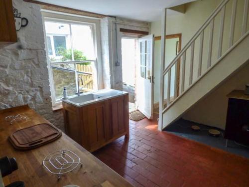 Bluebell Cottage Malvern - image 14
