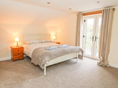 Meadow Cottage - image 6