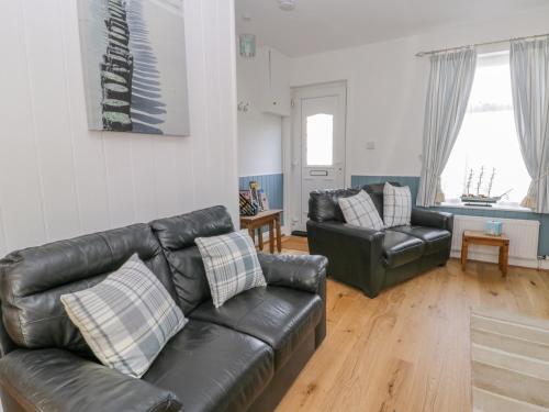 Sea Breakers Cottage - image 11
