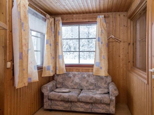 Holiday Home Pihalintu by Interhome in Varpaisjärvi