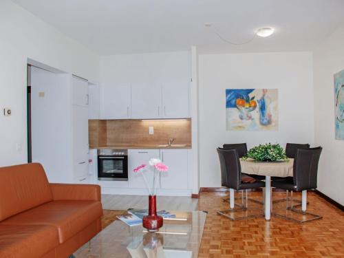  Apartment Residenza Majestic-1 in Lugano