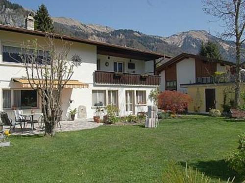  Chalet Sonnenblick, Pension in Brienz