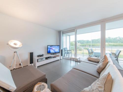 Apartment Costae with balcony by Interhome – khách sạn tại Vicogne
