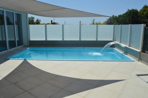 Mala Mare - with Heated Pool, Solin (Salona)