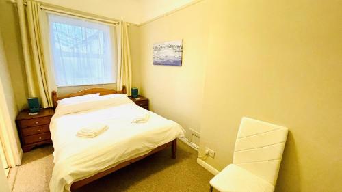 2 Dartview - Close to the Water, River Views, Ground Floor Access, Dartmouth (photo 8)
