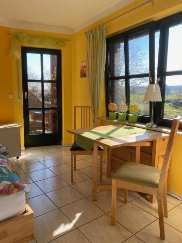 Létesítmények, Ferienwohnung auf dem Kutzenberg in Meckenheim