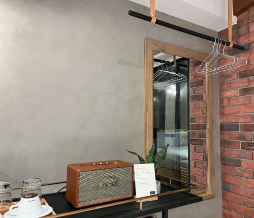 鬧鐘關掉旅店 Alarm Off B&B