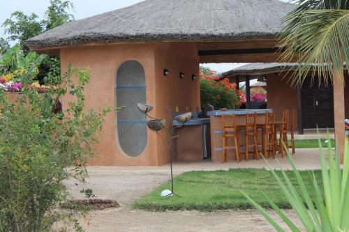 tuin, Villa Rebecca in Nianing