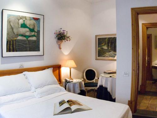 Hotel Locanda Cairoli - image 9