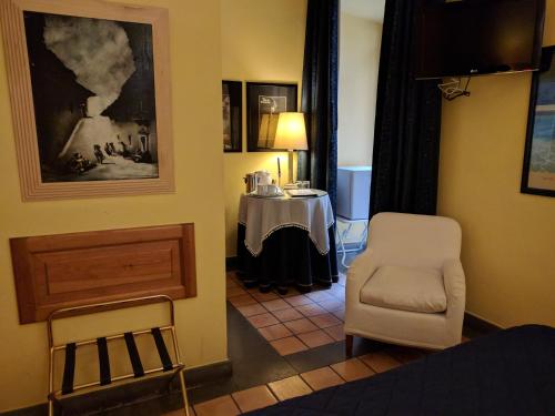 Hotel Locanda Cairoli - main image