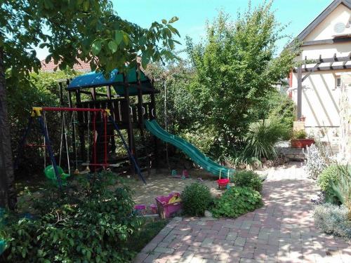  Hanna Vendégház, Unterkunft in Balatonalmádi