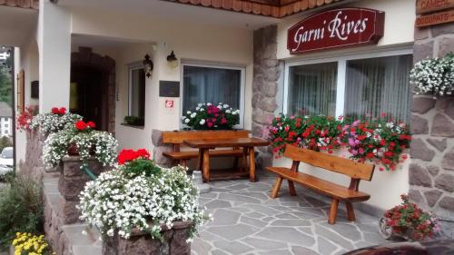 Garni Rives - image 2
