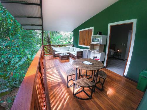 The Green Jungle & Tree House Caribe