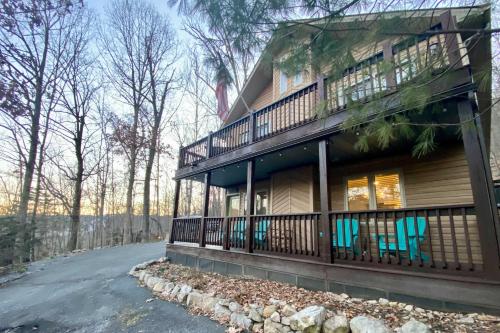 Family Getaway Less Than 2 Mi to Massanutten Ski Lodge! in McGaheysville, USA