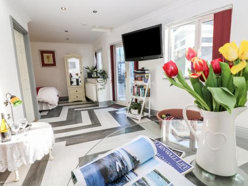 Chapel Green Studio - image 8