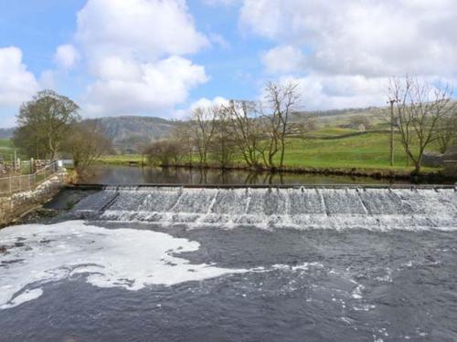 Locks Cottage - image 11
