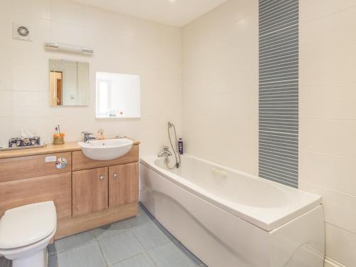 Ridge Cottage - image 7