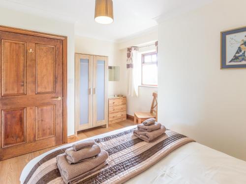 Ridge Cottage - image 4