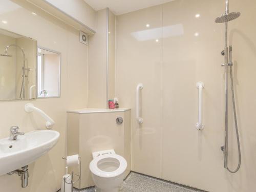 Ridge Cottage - image 2