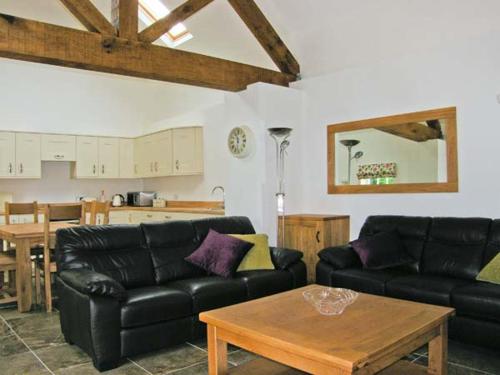 Nant yr Hendre - image 2