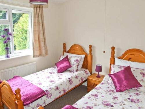 Matlock Green - image 4