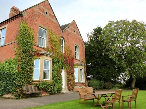 Culland Mount Cottage, , Derbyshire