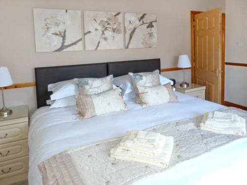 Elm Tree Cottage - image 14