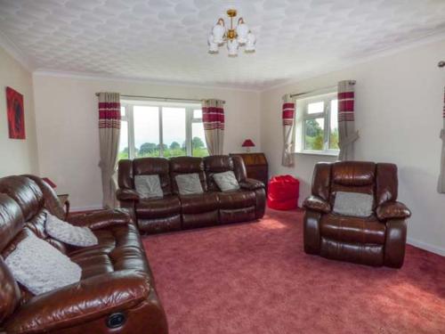 Gwynfan Bungalow - image 4