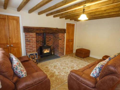 Maerdy Cottage - image 12