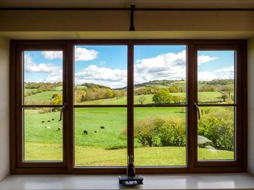 Glebe Farm Cottage - image 8