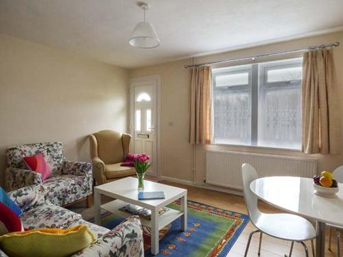 Spurling Cottage - image 5