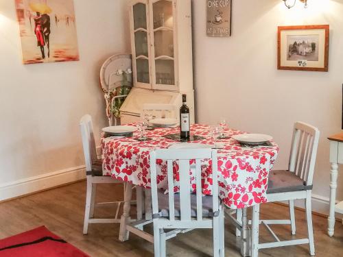 St Margaret's Cottage in Chard