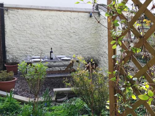 St Margaret's Cottage - image 8
