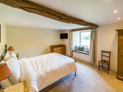 Dale House Farm Cottage - image 8