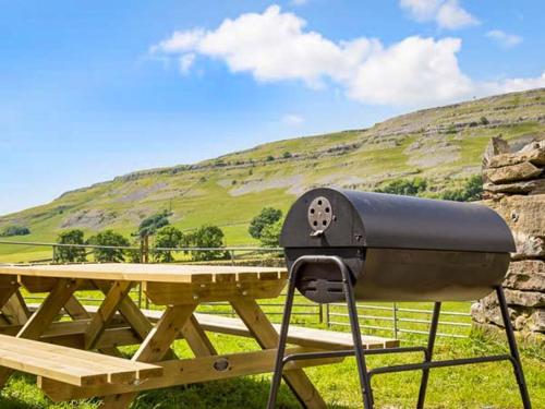 Dale House Farm Cottage in Chapel-le-Dale