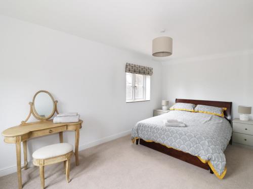 Pebworth Cottage - image 10