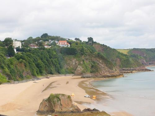 1 Beachtop Court - image 13