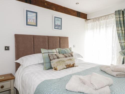 Cottage Val in York Suburbs