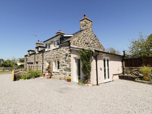2 Borthwen Cottages - image 4