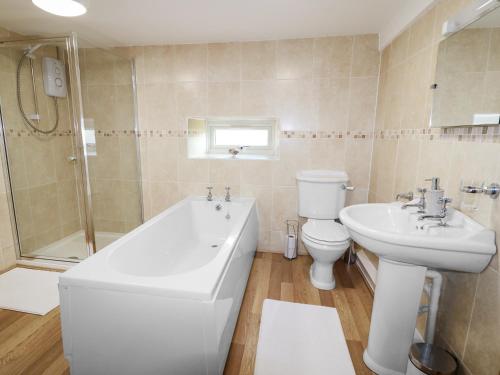 Cefn Isaf - image 5