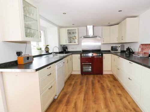 Abbeylands House - image 6