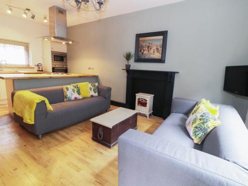 4 Wheatsheaf Yard - main image