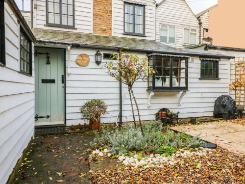 Swanfield Cottage - Whitstable