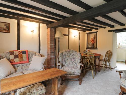 Mrs Dale's Cottage 5