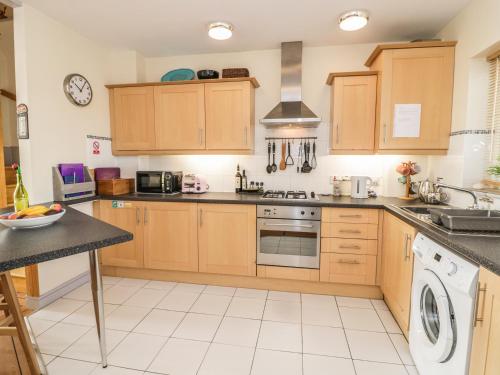 12 West End Point - image 3