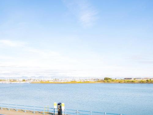 7 Marina View - image 2