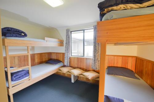 4 bunk beds