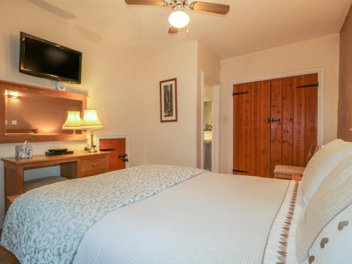 Ale Cottage - image 8